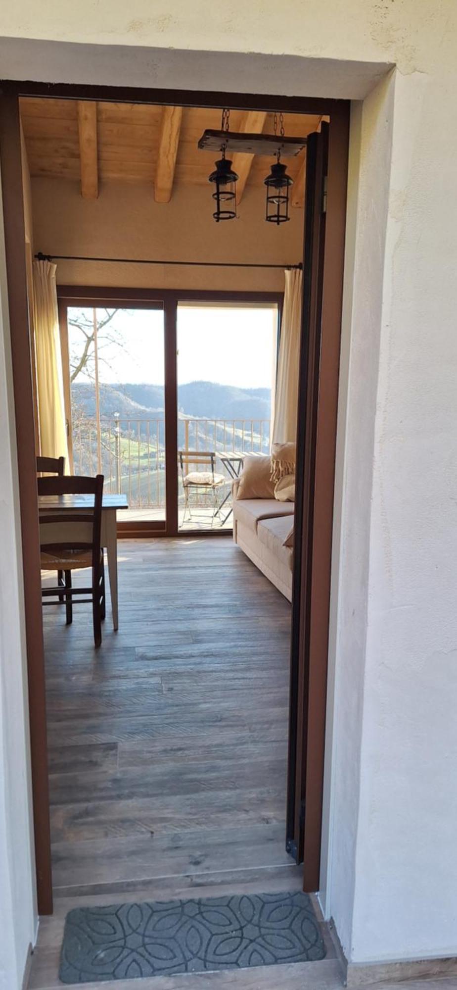 Agriturismo La Pina Tarzo Bagian luar foto